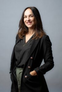 LUDMILA CARVALHO